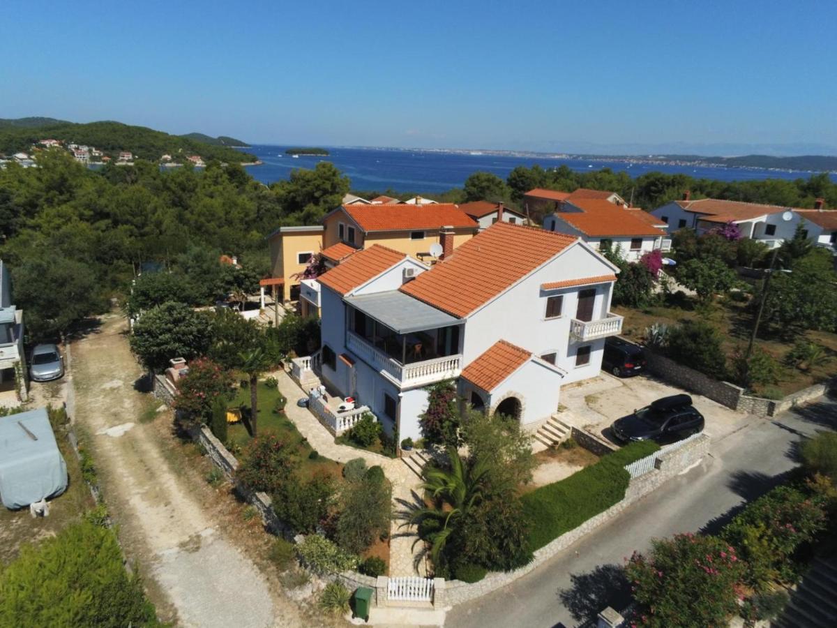 Apartmani Misic Ždrelac Eksteriør bilde